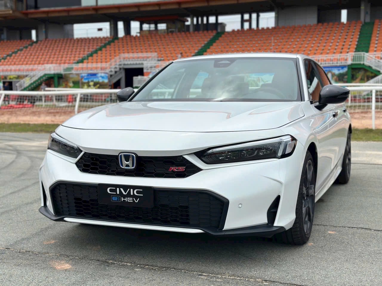 HONDA CIVIC 2025 – PHIÊU TRỌN MÃNH TỐC.